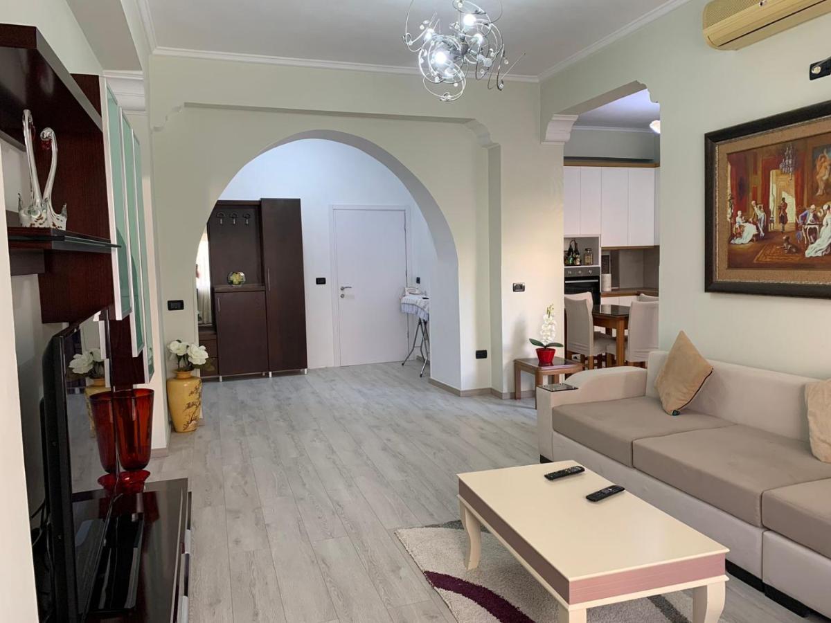 Dadaj Apartments ซารานเดอ ภายนอก รูปภาพ